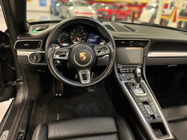 Used 2019 Porsche 911 Carrera 4 | Pinellas Park, FL n17