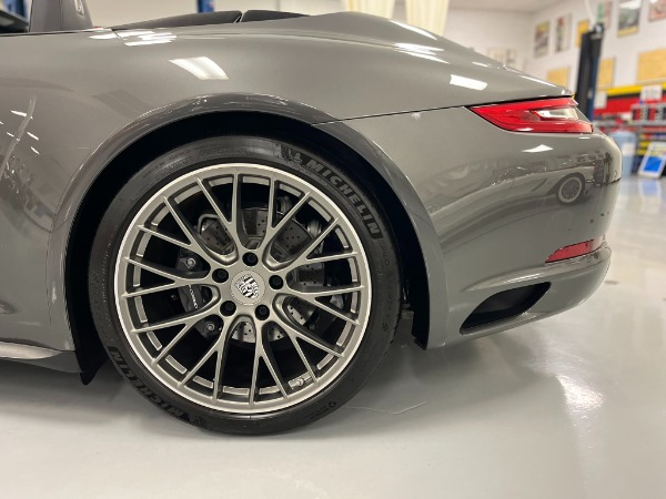 Used 2019 Porsche 911 Carrera 4 | Pinellas Park, FL n39