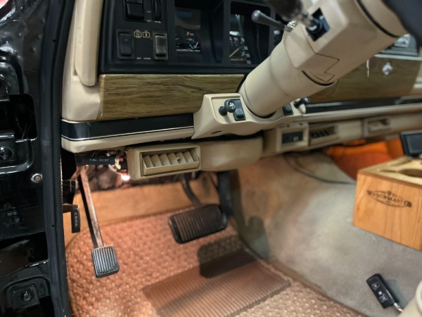 Used 1990 Jeep Grand Wagoneer  | Pinellas Park, FL n10