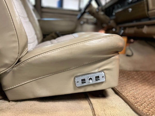 Used 1990 Jeep Grand Wagoneer  | Pinellas Park, FL n25