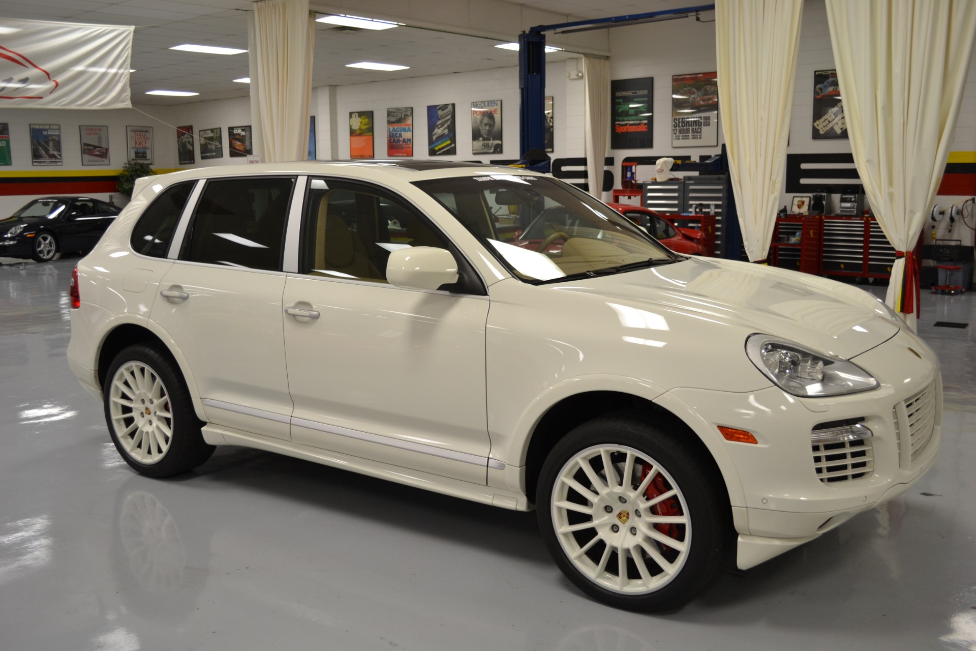 Used 2009 Porsche Cayenne Turbo S | Pinellas Park, FL