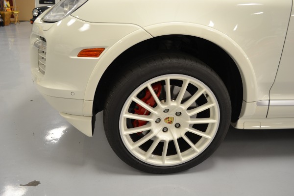 Used 2009 Porsche Cayenne Turbo S | Pinellas Park, FL n6